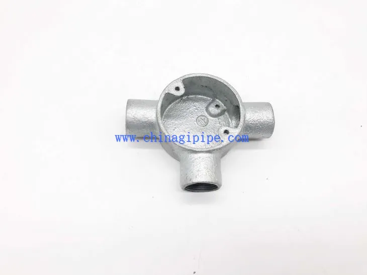 Trojcestný spojovací box-kujné železo